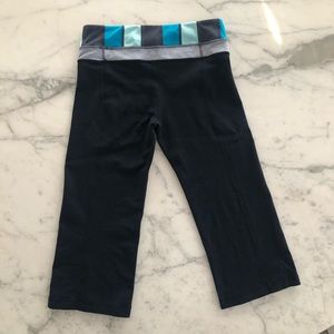 Lululemon Groove Cropped Pants Black size 6